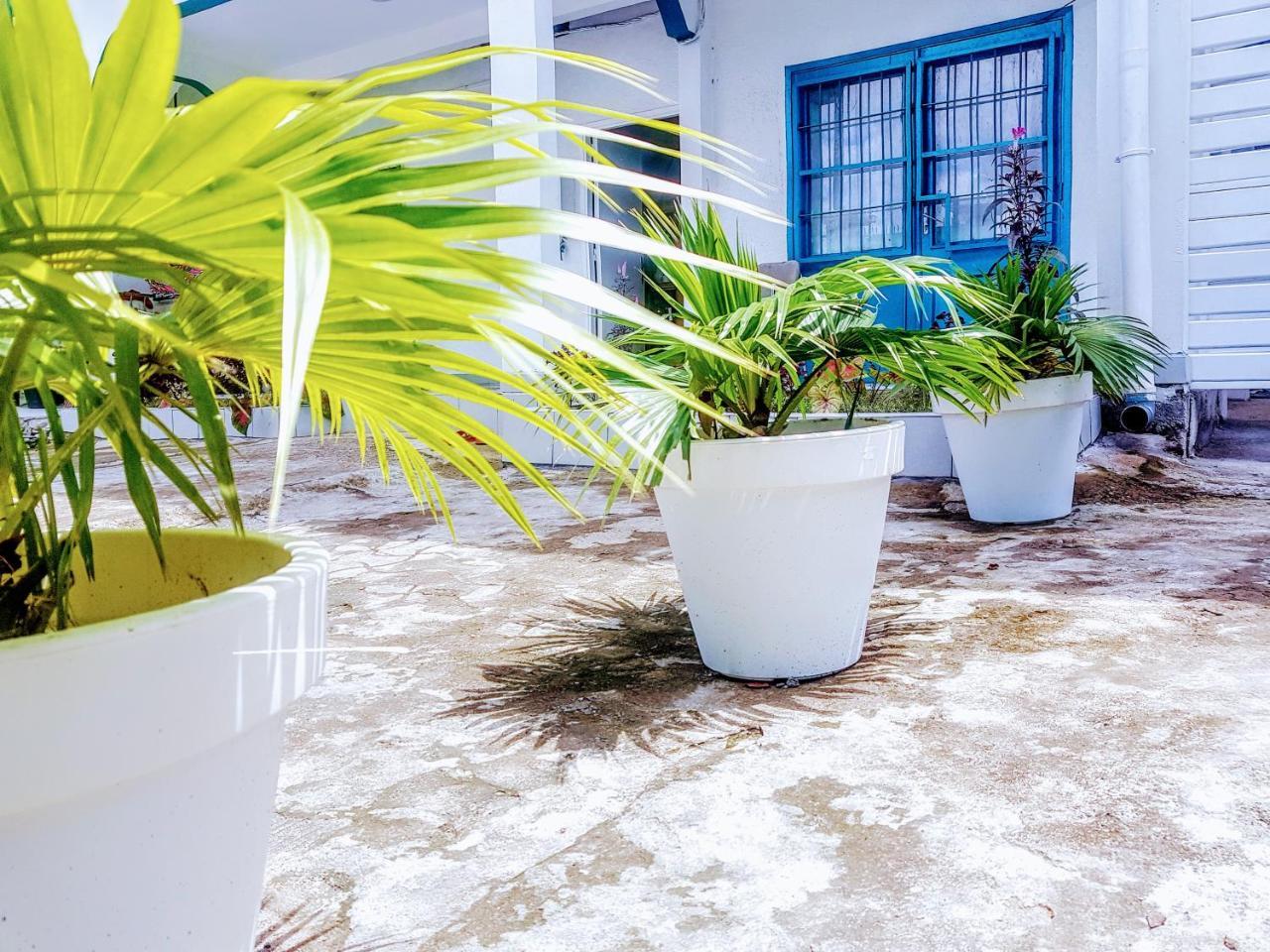 Appartement Makepe Bm 2 Douala Esterno foto